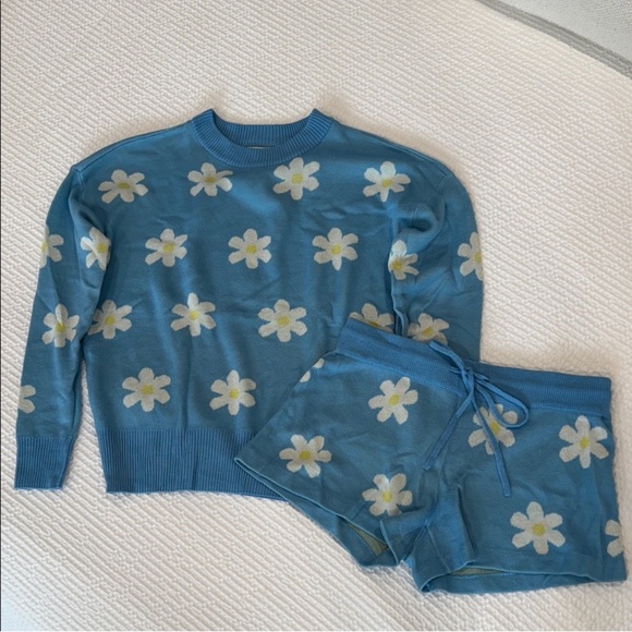 Beach Riot Tops - Beach Riot Sky Blue and Cream Knit Top